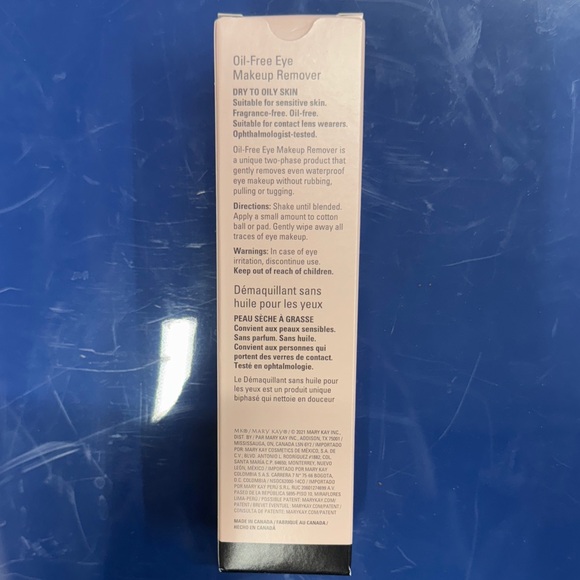 Mary Kay Pink Eye Makeup Remover - Picture 3 of 4